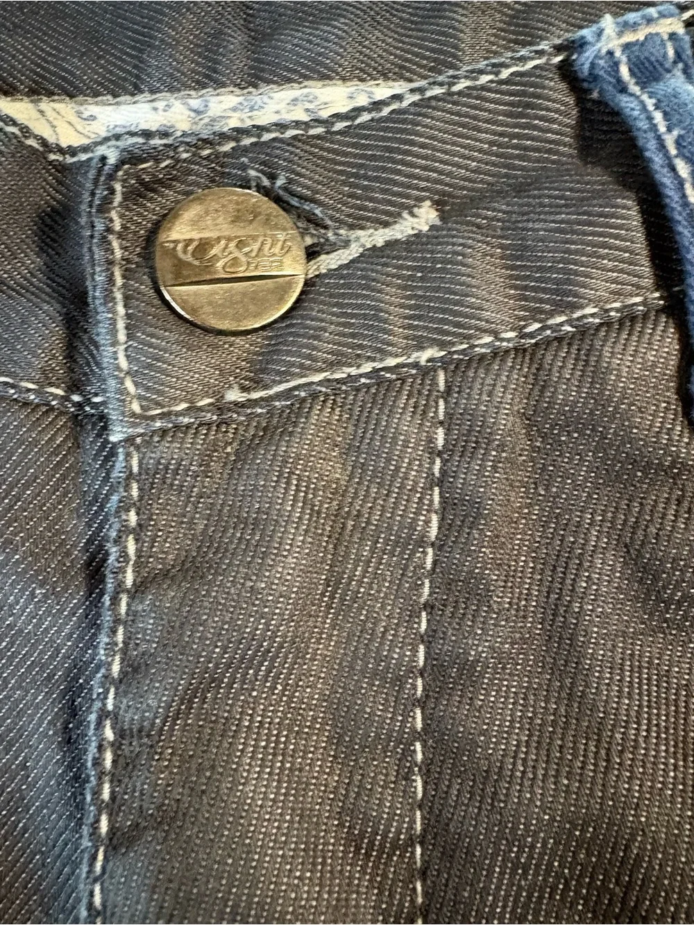 Men's Dark Charcoal Cargo Shorts with Utility Pockets